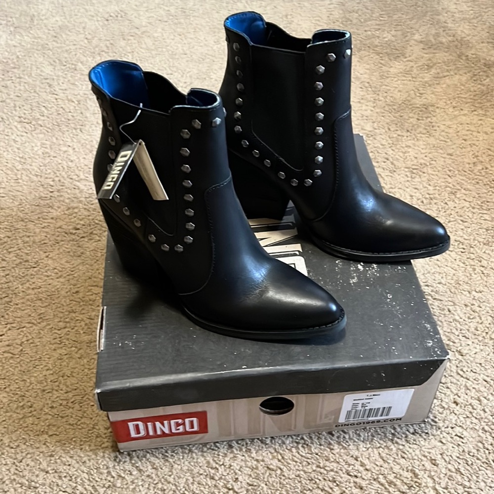 Dingo leather studded pull on boots